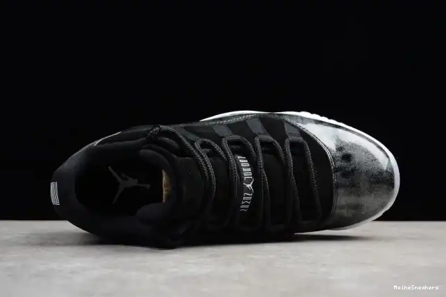 MaikeSneakers 528895-010 Low Jordan Air Retro 